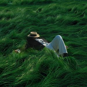 又脏又丑的老女人屄被男人日
